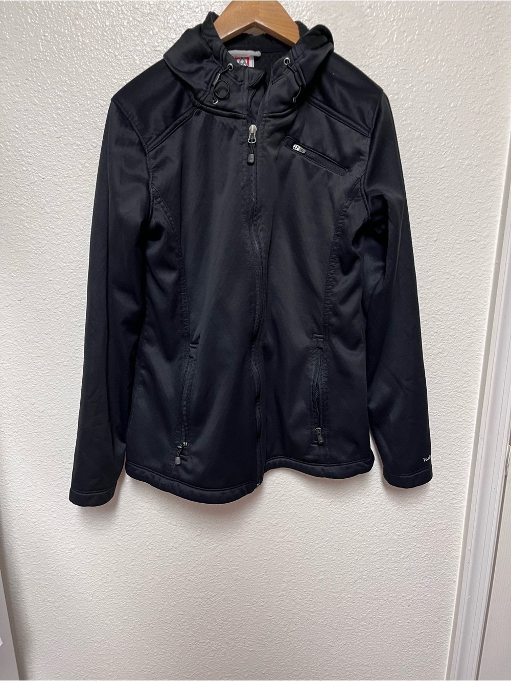 Avalanche Jacket Women's Sz Small  Zip Front Windbreaker Warm Layers